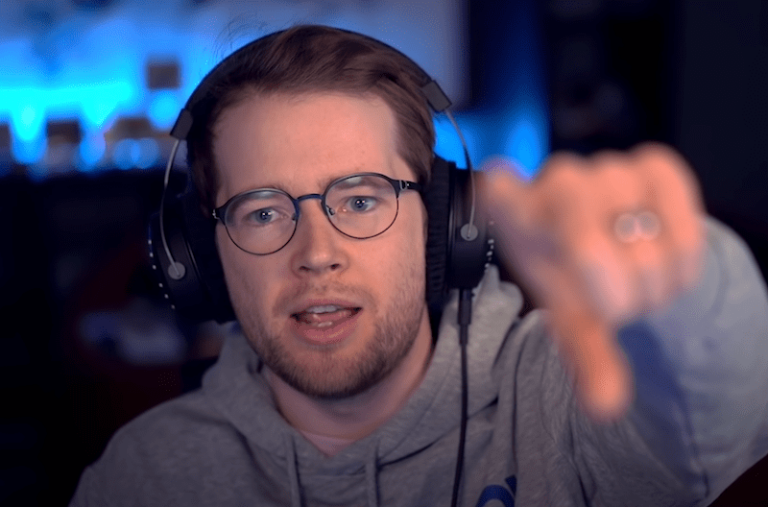 Top 10 Gaming Chairs Used by Youtubers and Streamers in 2024